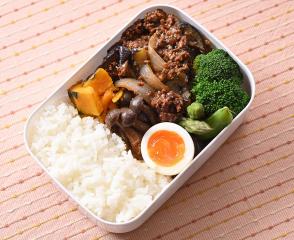 お弁当のおかずレシピ「なすの肉味噌炒め」