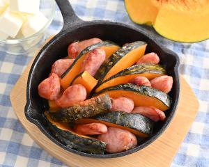 かぼちゃとフランクの重ね焼き
