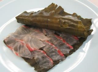 鯛の昆布じめ
