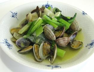 小松菜とあさりのオリーブオイル炒め