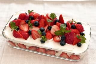 いちごのスコップケーキ